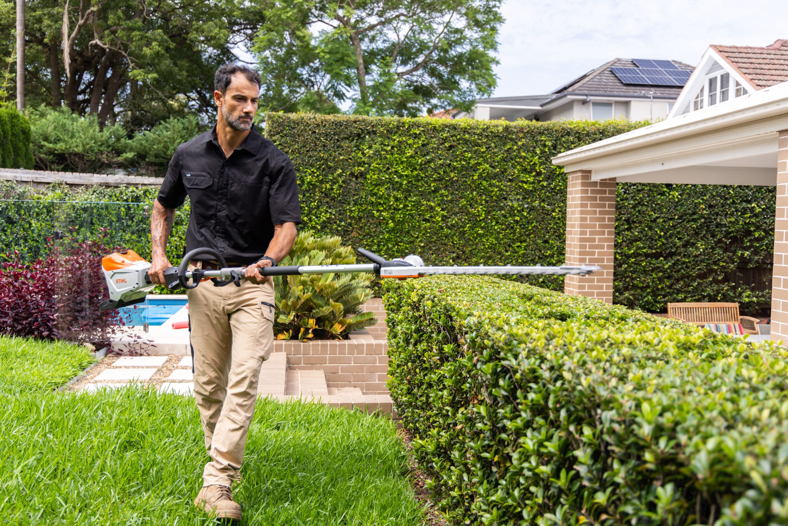gardener for hedges